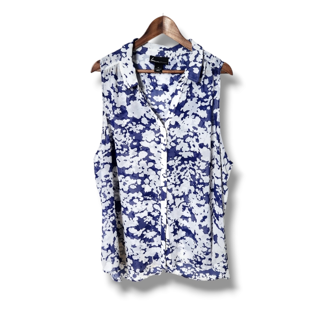 Lane Bryant Abstract Floral Print Flyaway Sleeveless Blouse | 28